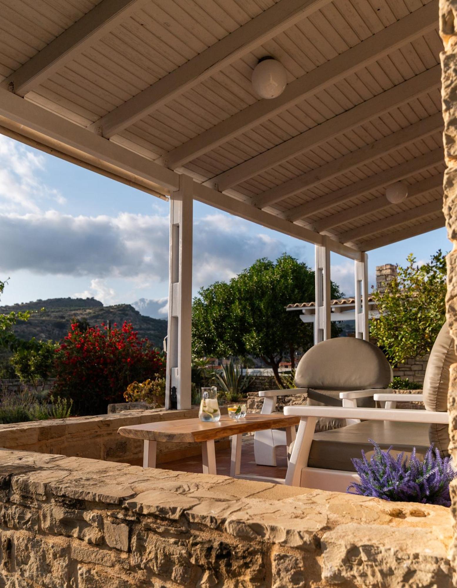 Carob Villa Moírai Exteriör bild