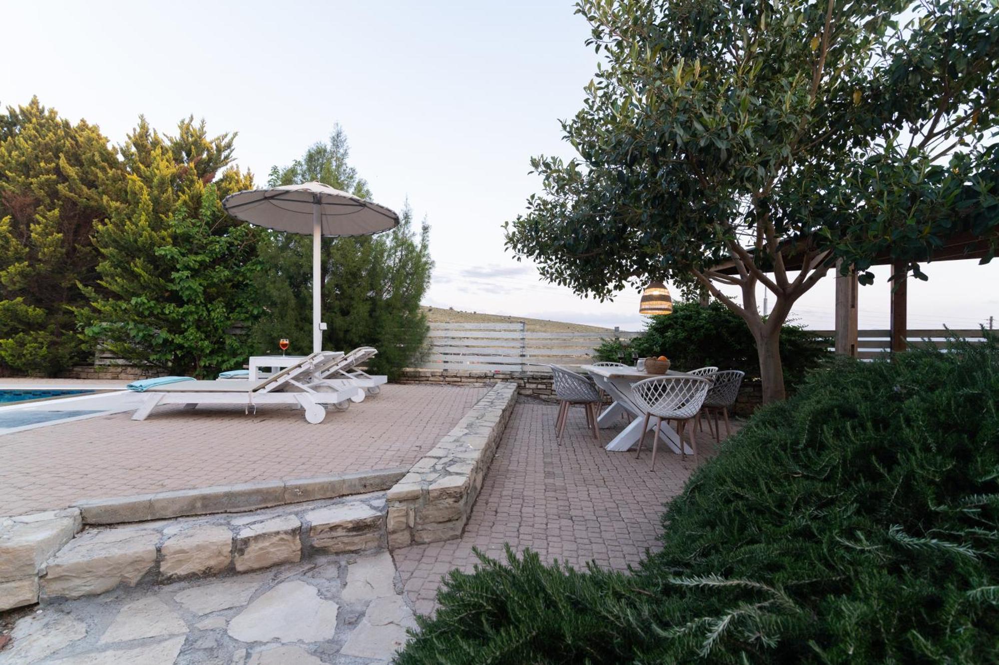 Carob Villa Moírai Exteriör bild
