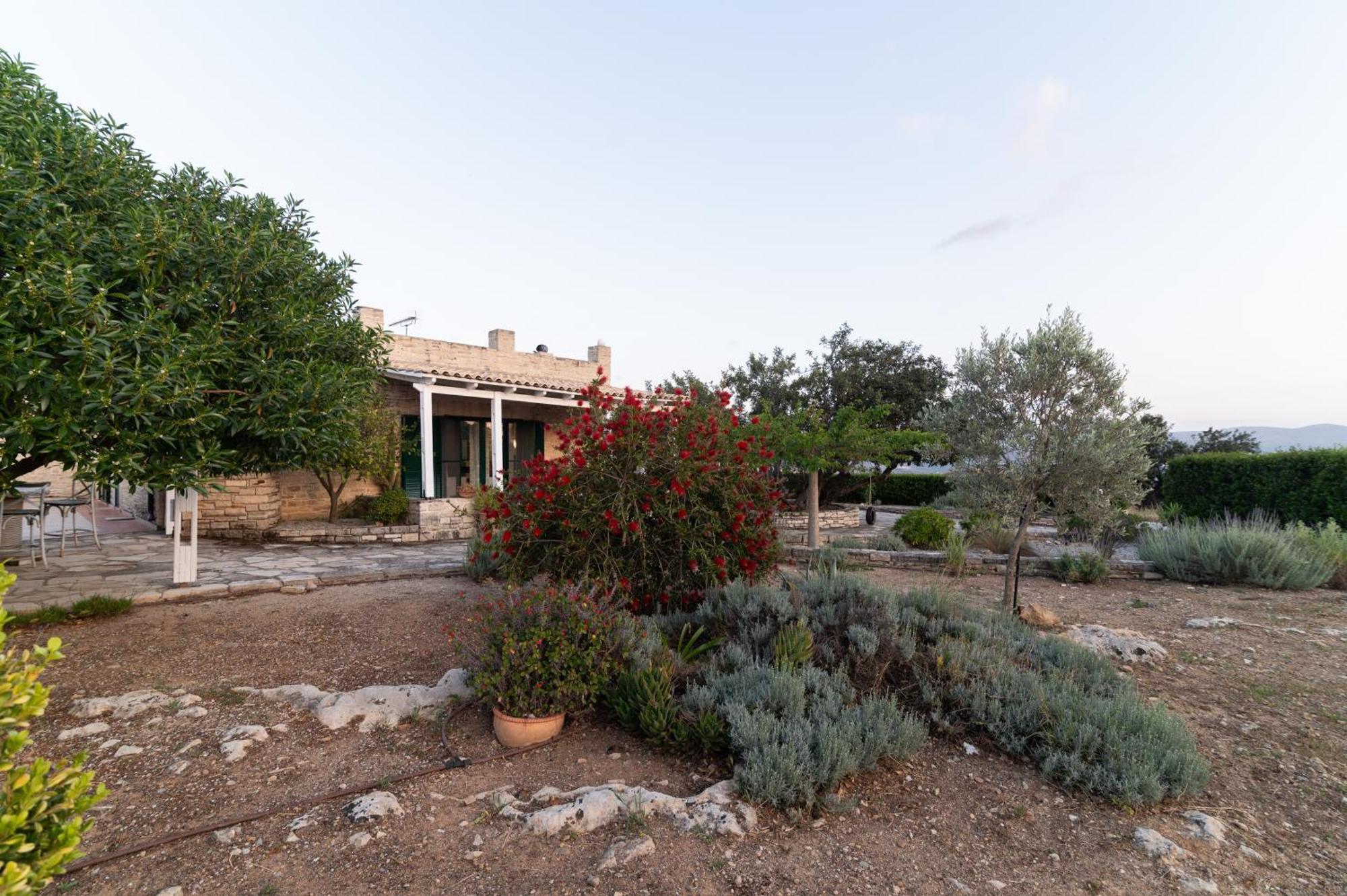 Carob Villa Moírai Exteriör bild