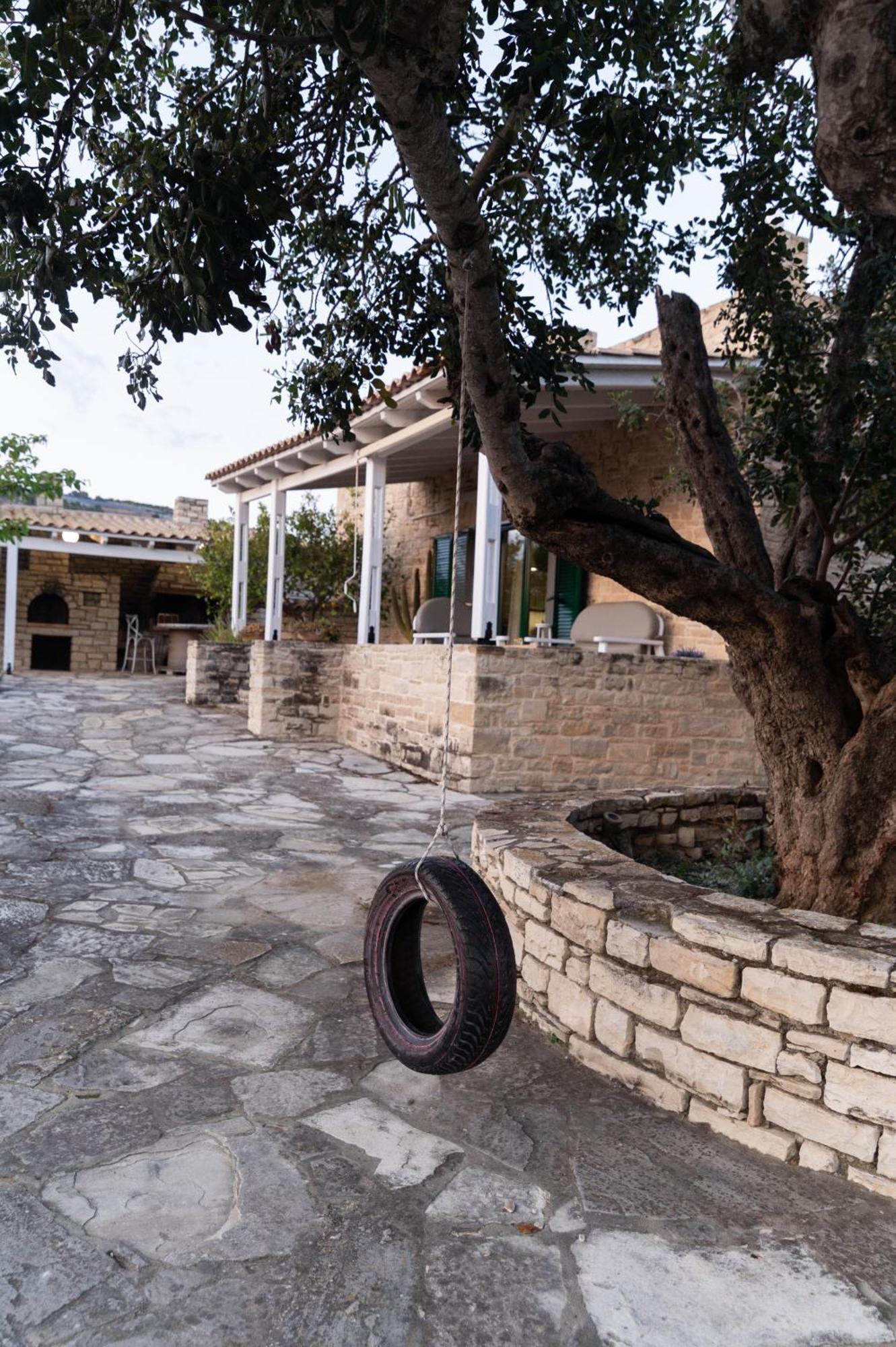 Carob Villa Moírai Exteriör bild