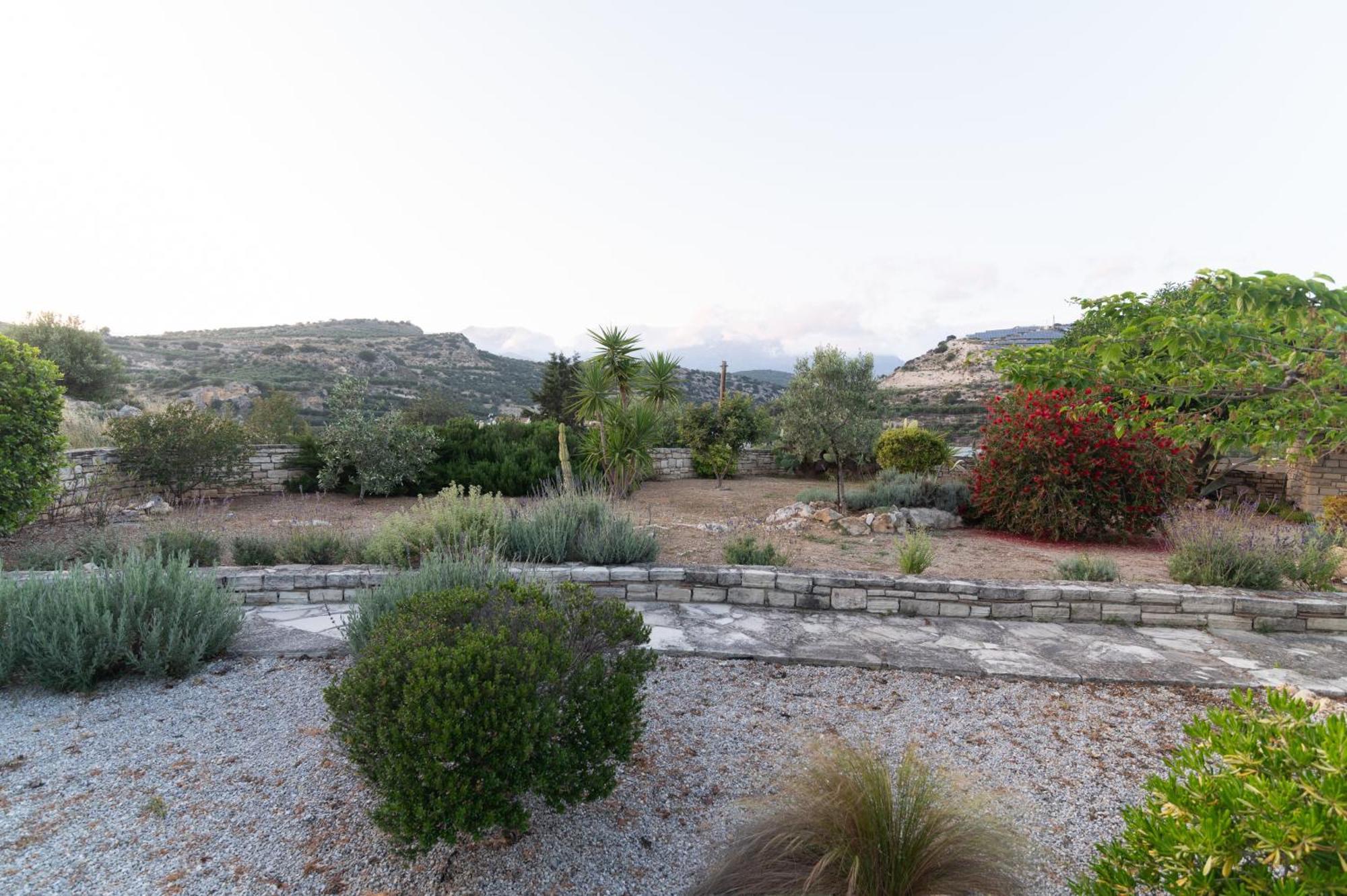 Carob Villa Moírai Exteriör bild