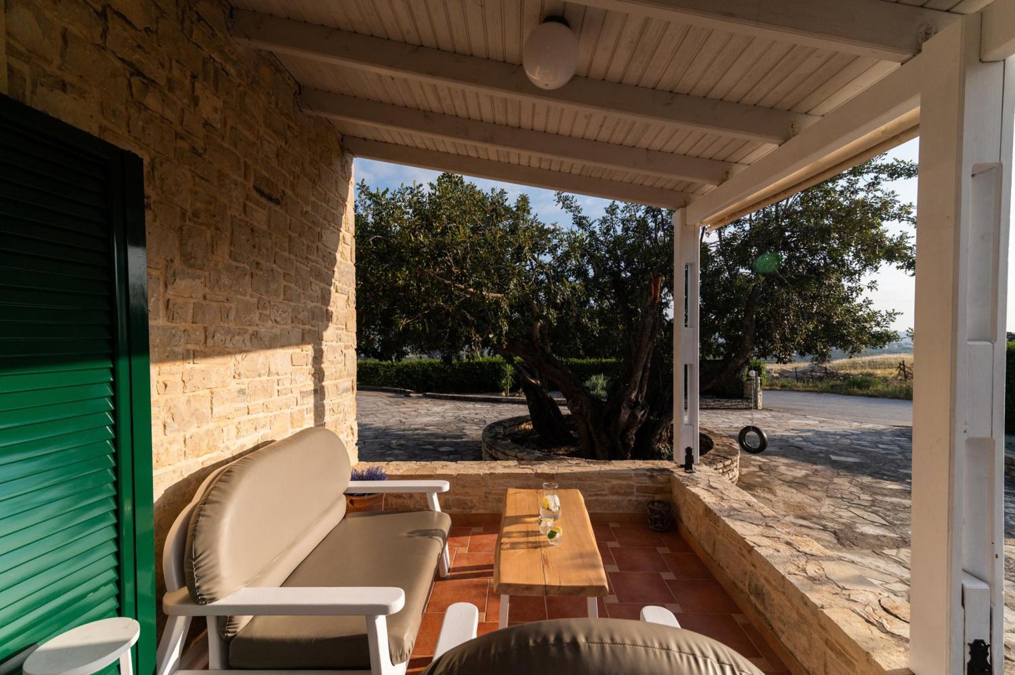 Carob Villa Moírai Exteriör bild