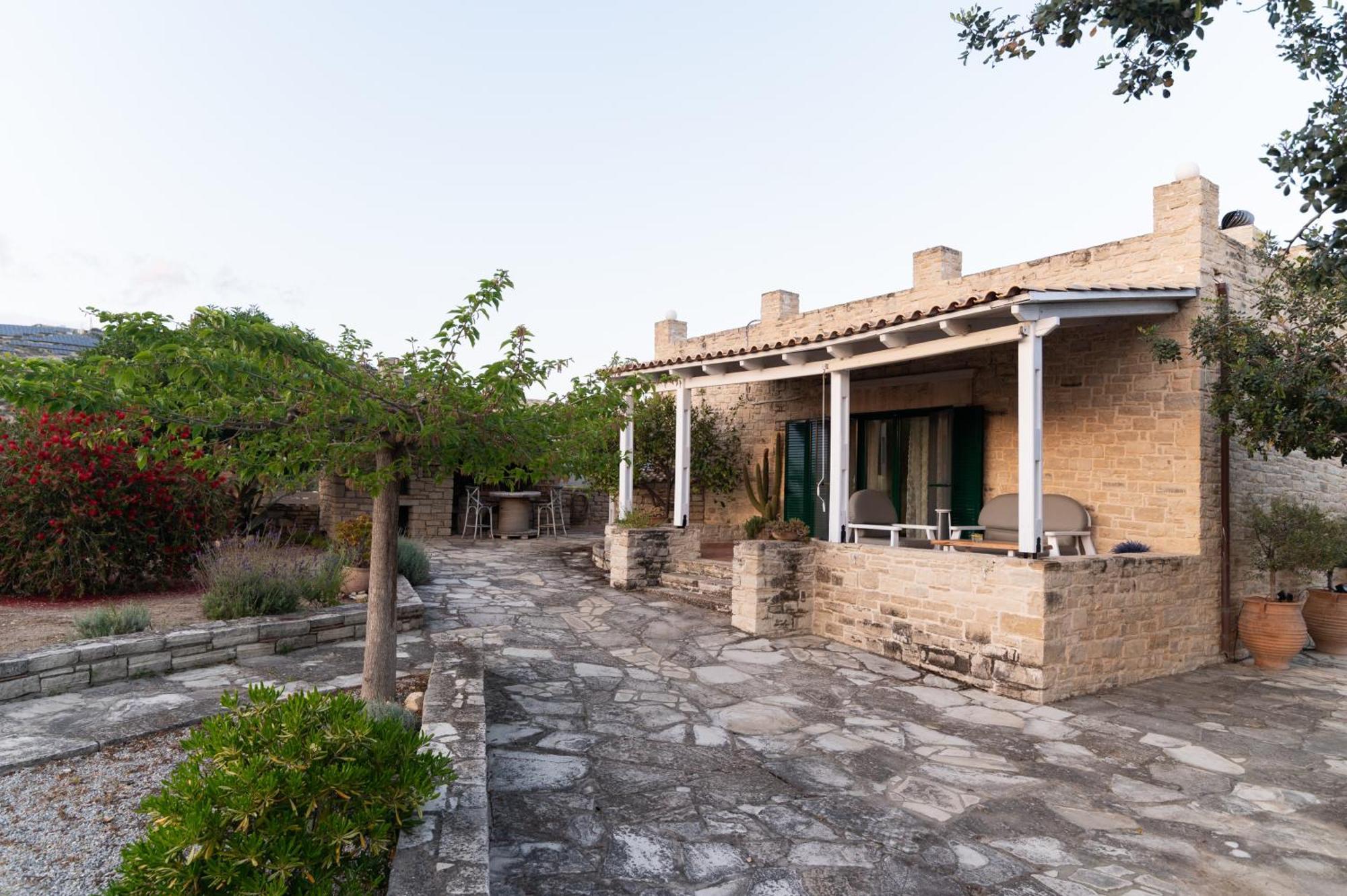 Carob Villa Moírai Exteriör bild