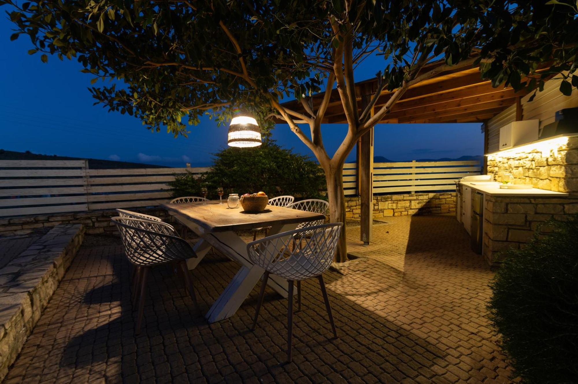 Carob Villa Moírai Exteriör bild