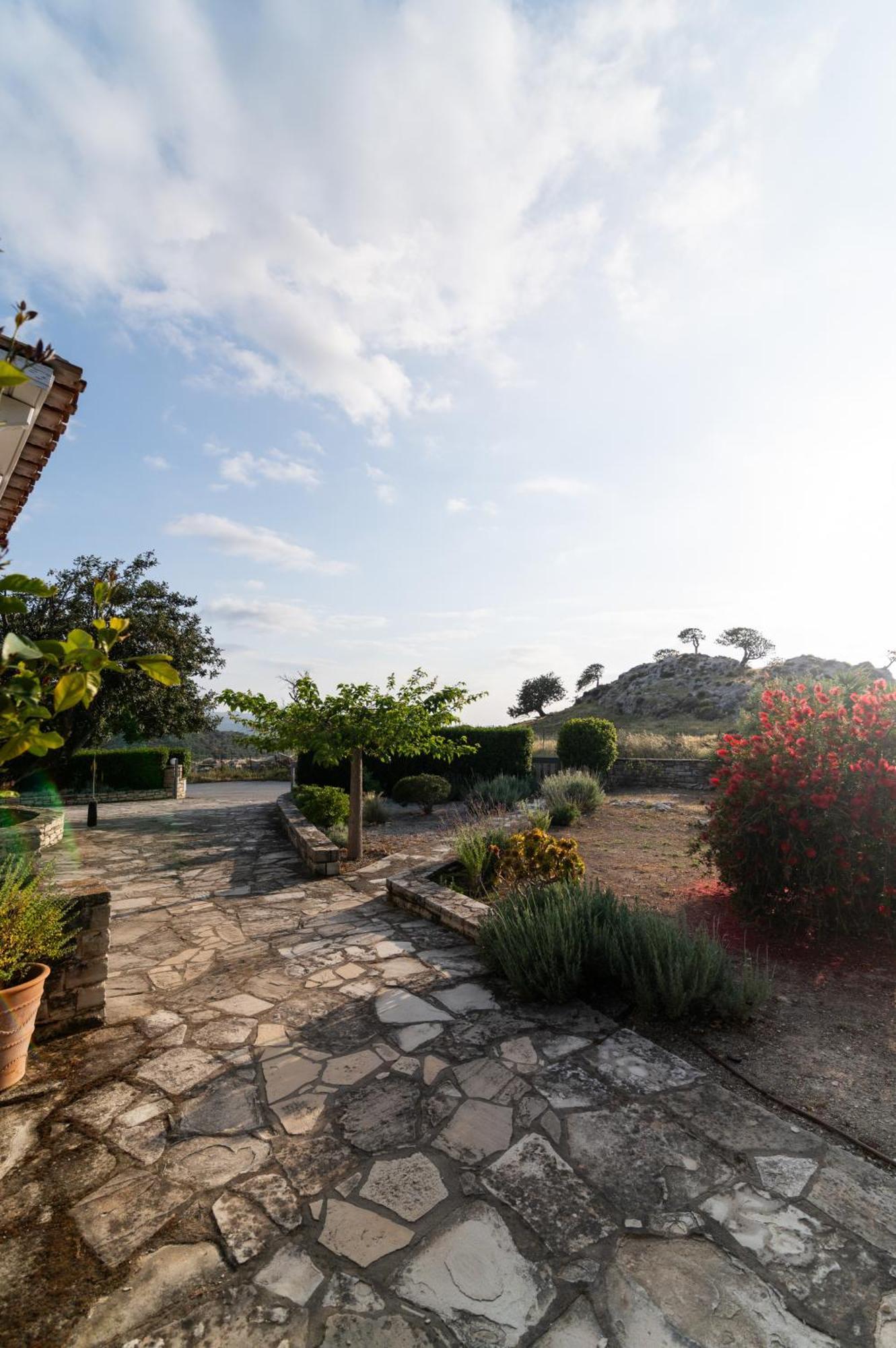 Carob Villa Moírai Exteriör bild