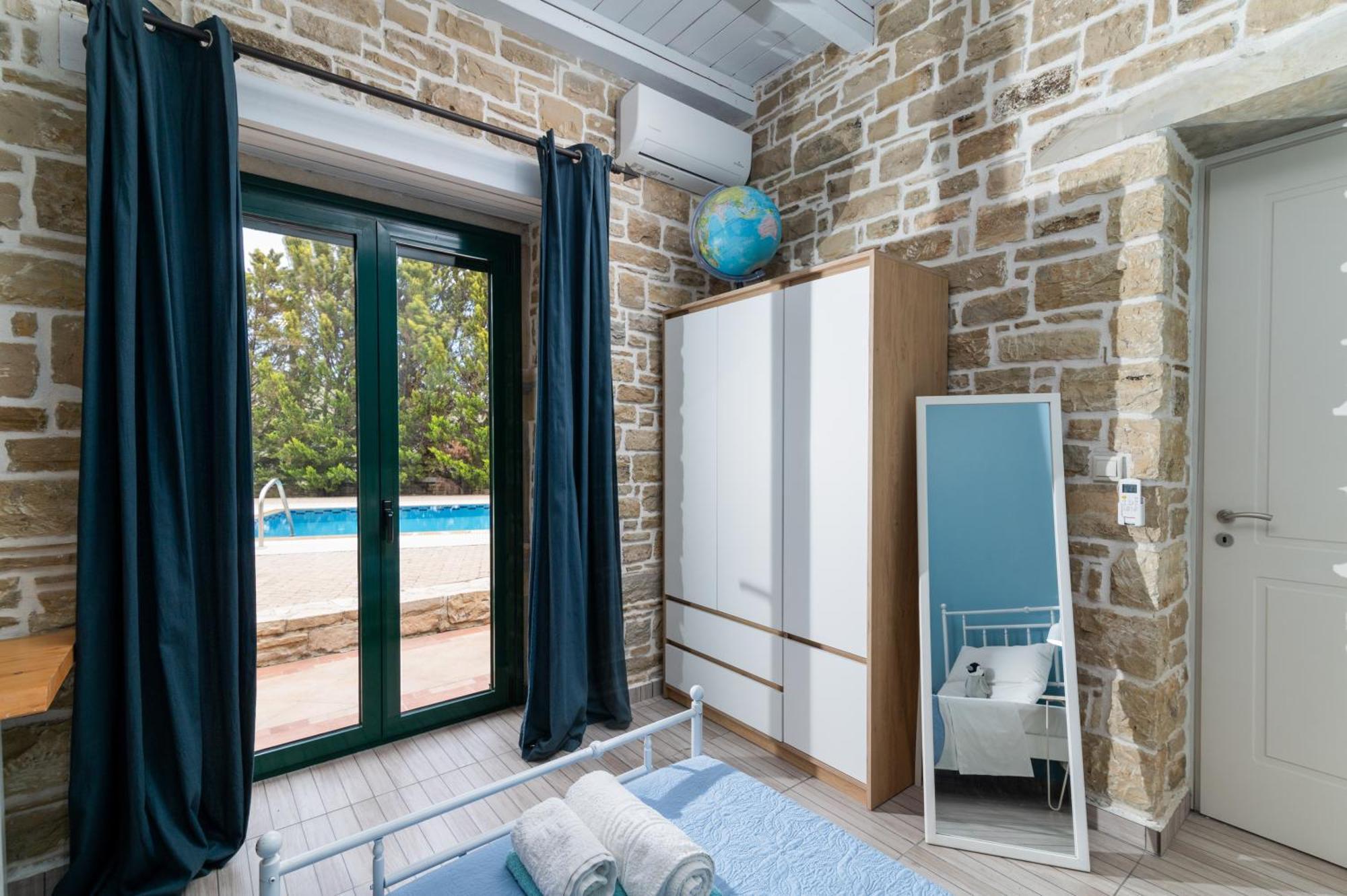 Carob Villa Moírai Exteriör bild